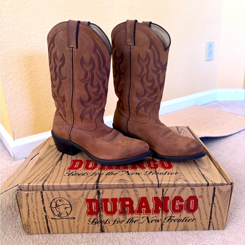 Men’s Durango Western leather cowboy boots. Size 9